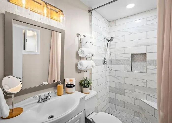 Modern With Heated Pool, Asu Tempe